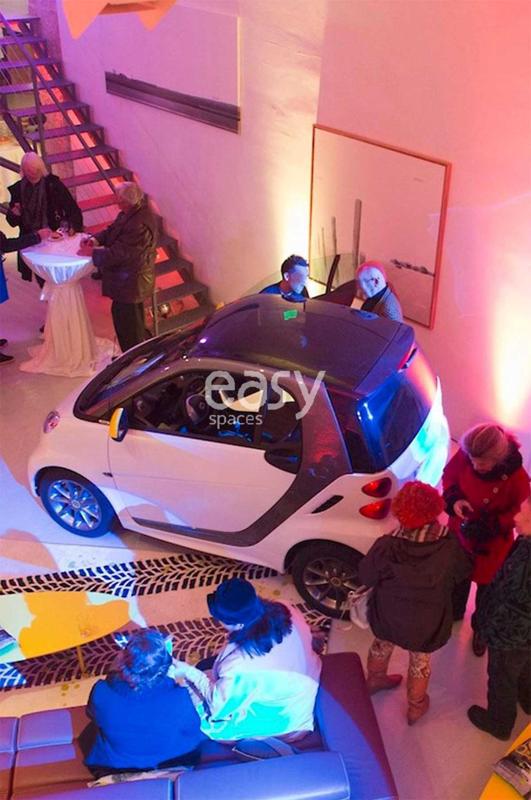 Hire a venue for a car show in Paris